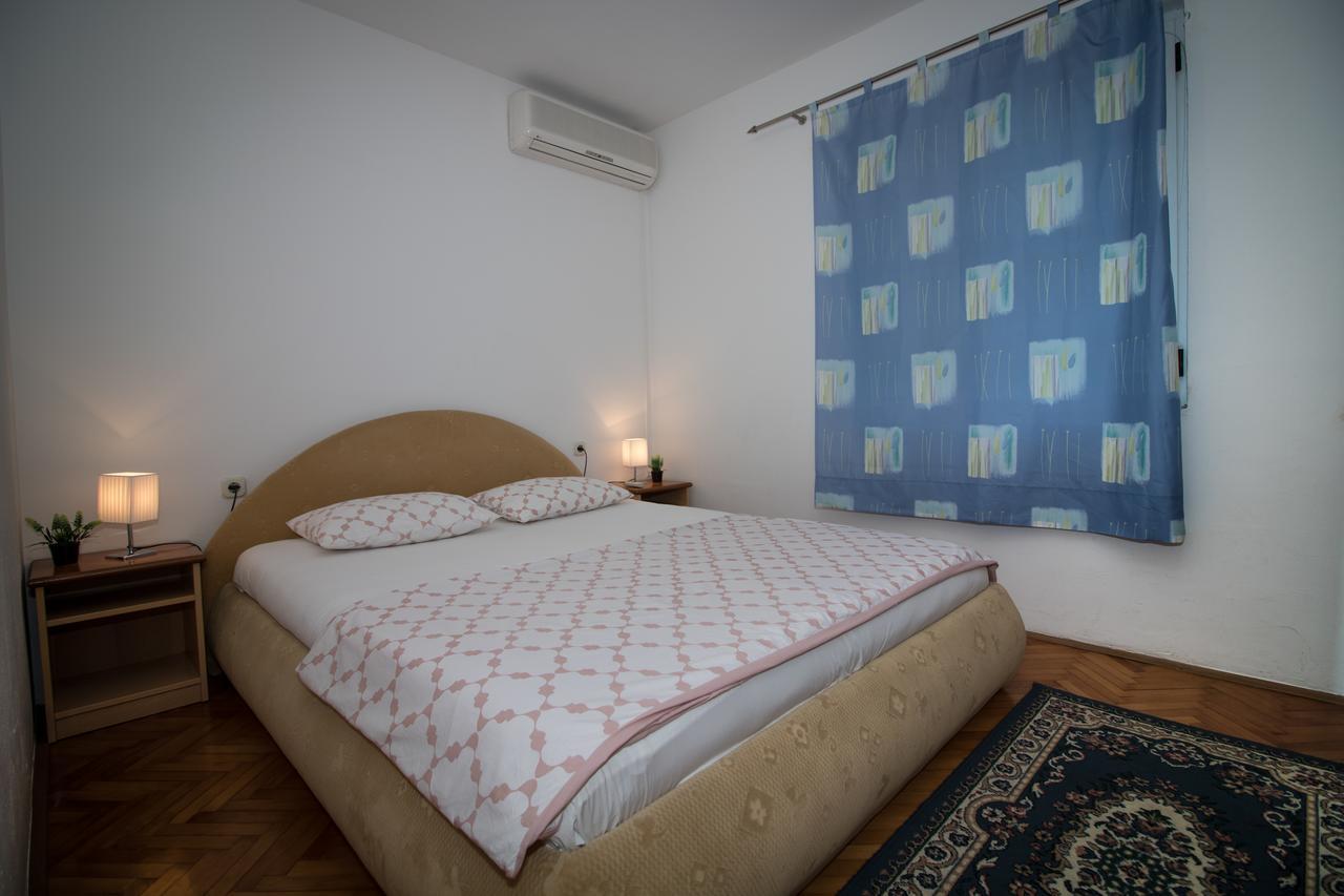Apartments Old Town Мостар Екстер'єр фото